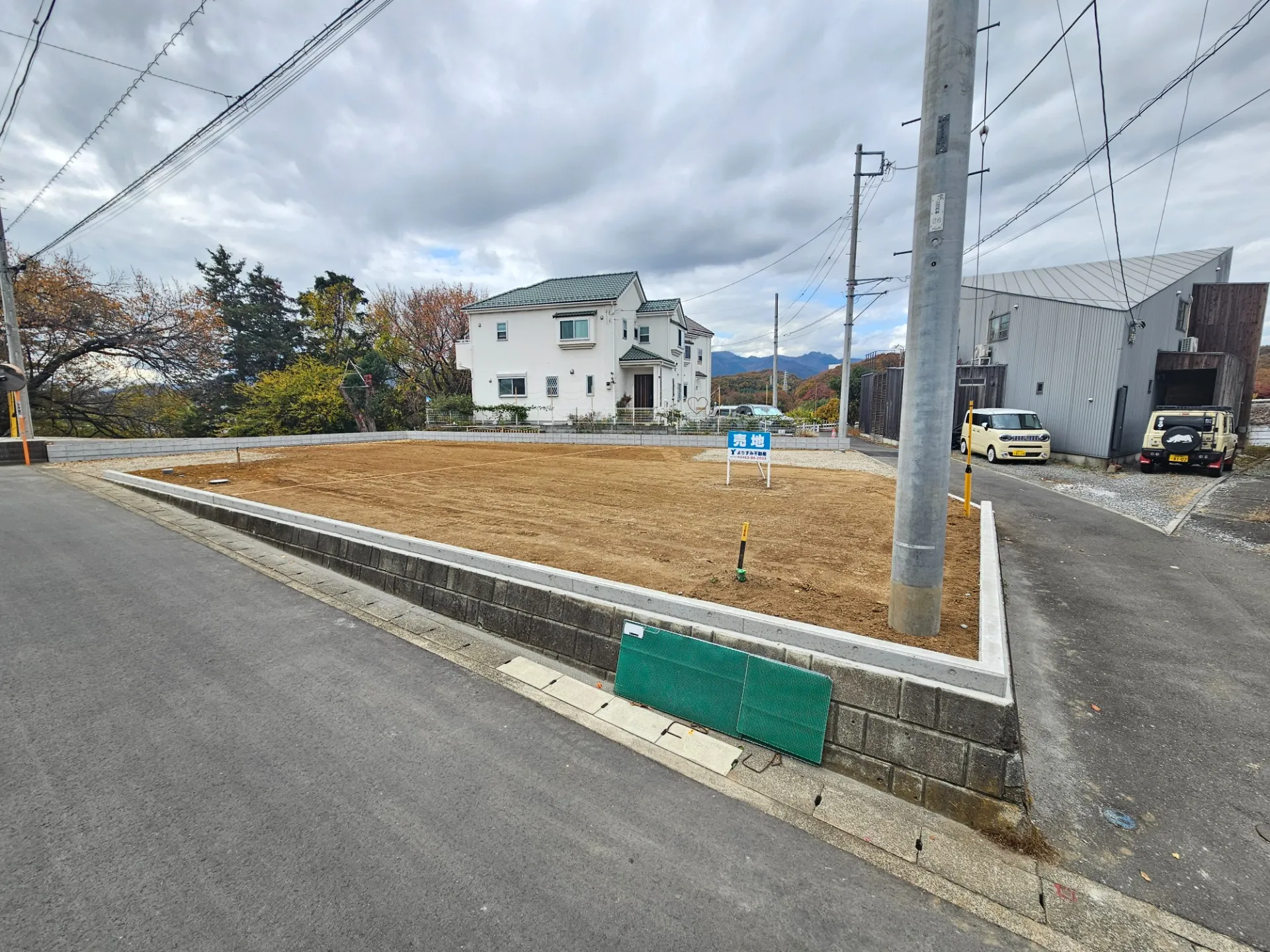 伊勢原市高森3丁目