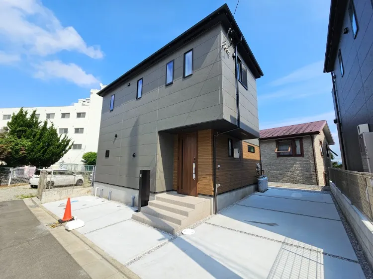 秦野市第3戸川 3号棟